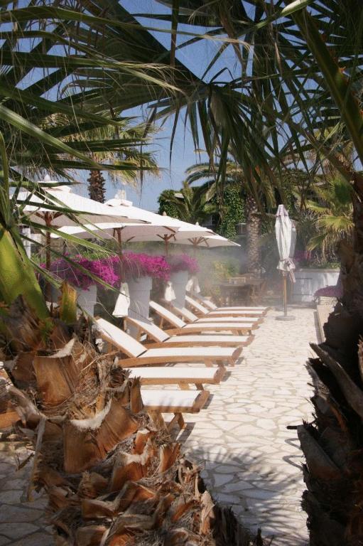 لا غراند موت Hotel Azur Bord De Mer المظهر الخارجي الصورة